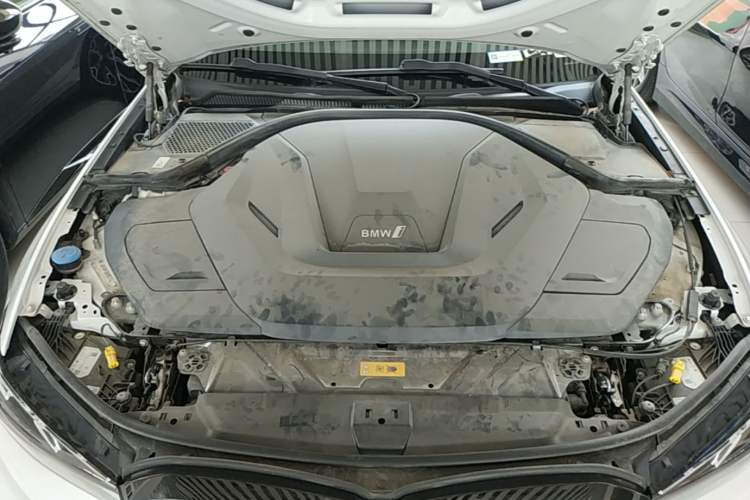 Used BMW i3 2023 eDrive 40 L Midnight Edition Engine Bay