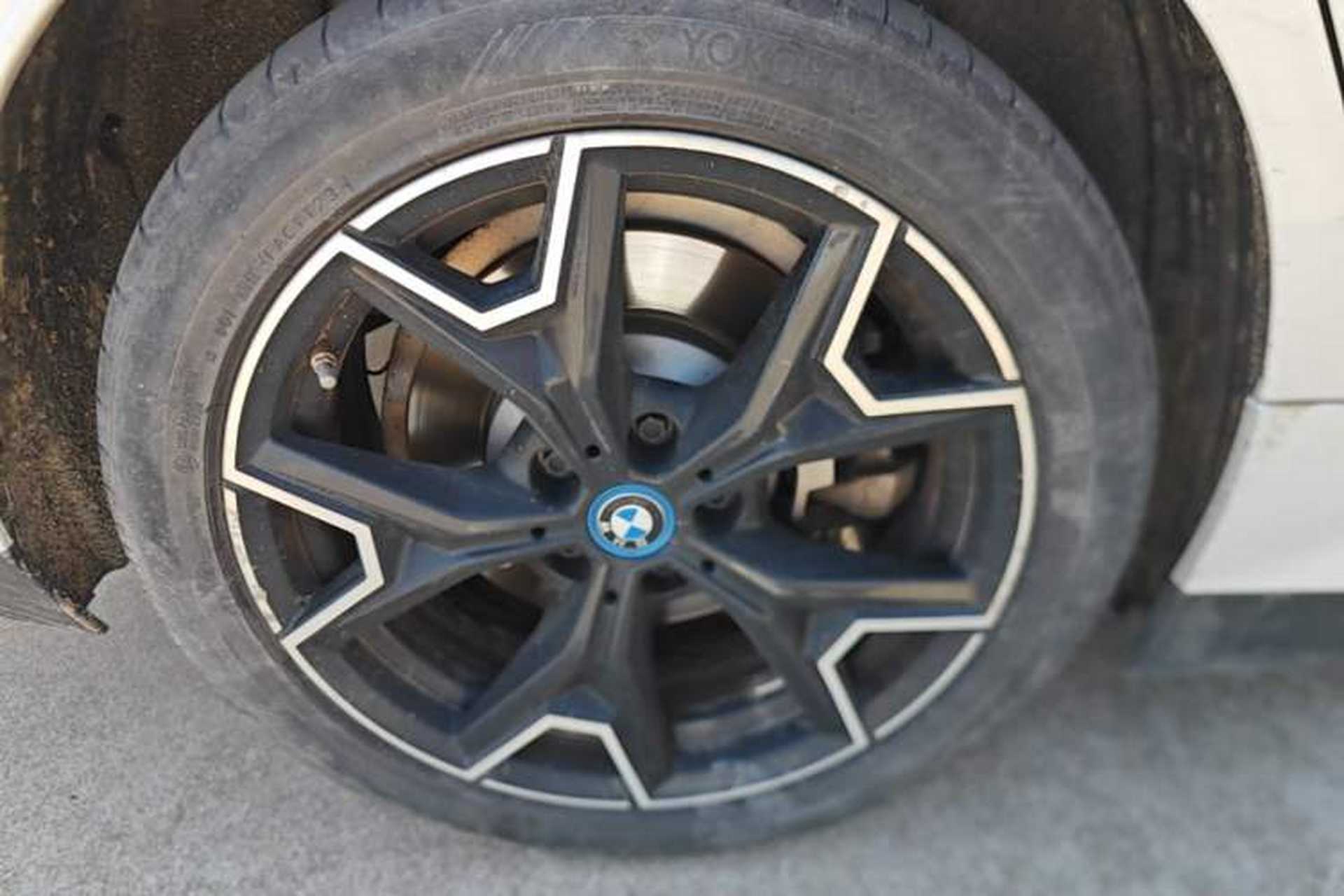 Used BMW i3 2023 eDrive 40 L Midnight Edition Exterior 5