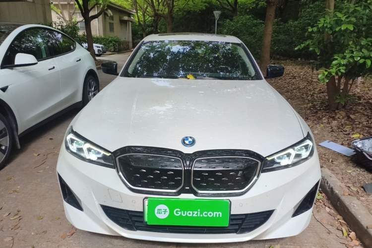 Used BMW i3 2023 eDrive 40 L Midnight Edition Front