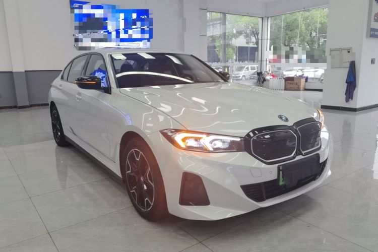 Used BMW i3 2023 eDrive 40 L Midnight Edition Front Right 45 Deg