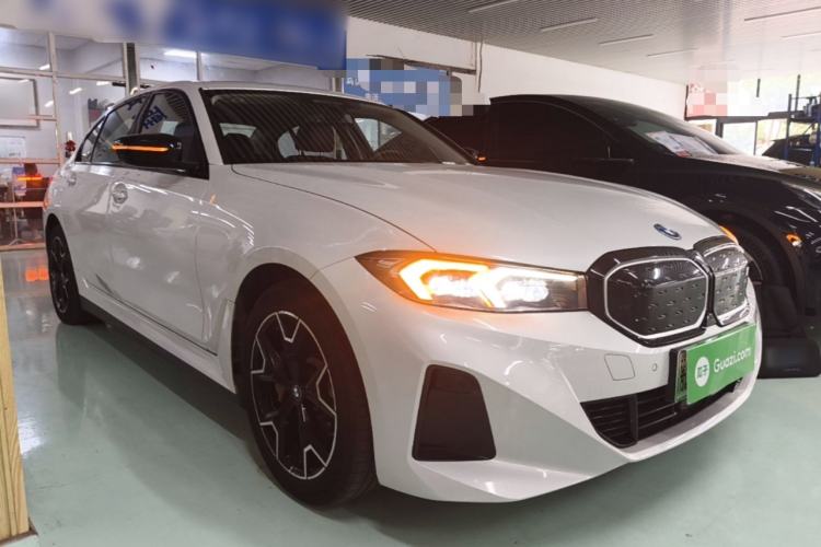 Used BMW i3 2023 eDrive 40 L Midnight Edition Front Right 45 Deg