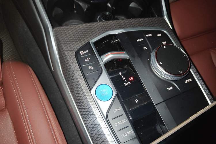 Used BMW i3 2023 eDrive 40 L Midnight Edition Gear Lever