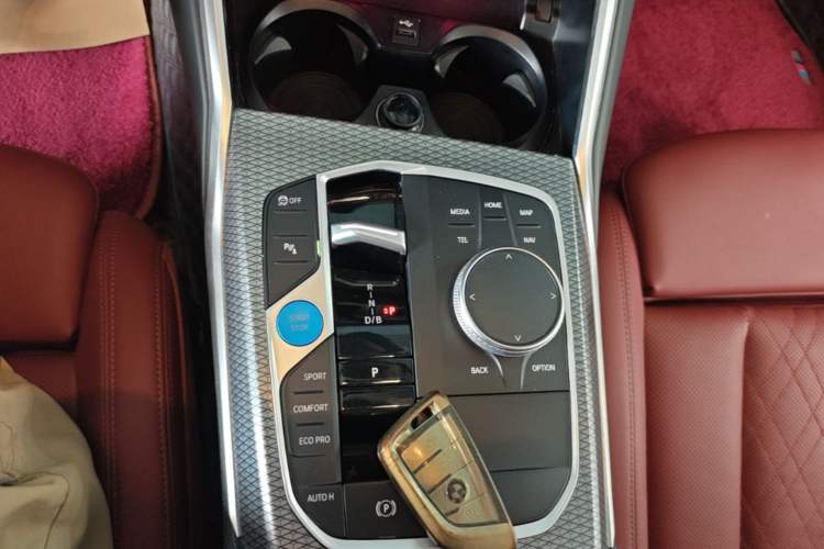Used BMW i3 2023 eDrive 40 L Midnight Edition Gear Lever