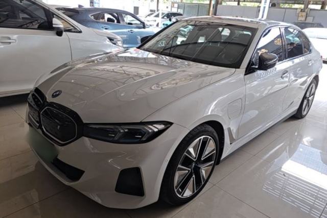 Used BMW i3 2023 eDrive 40 L Midnight Sports Package