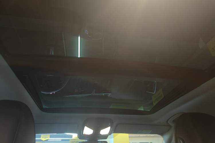 Used BMW i3 2023 eDrive 40 L Midnight Edition Headliner