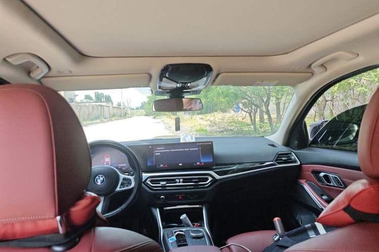 Used BMW i3 2023 eDrive 40 L Midnight Edition Headliner