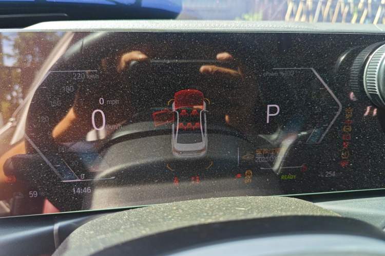 Used BMW i3 2023 eDrive 40 L Midnight Edition Instrument Cluster