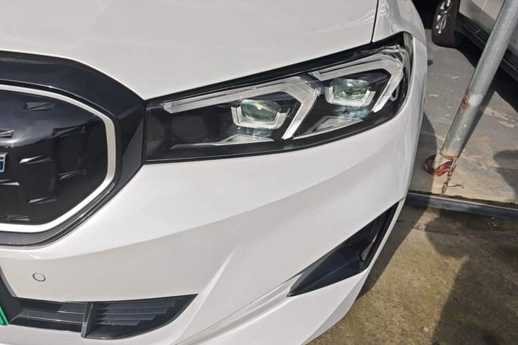 Used BMW i3 2023 eDrive 40 L Midnight Edition Left Front Headlight