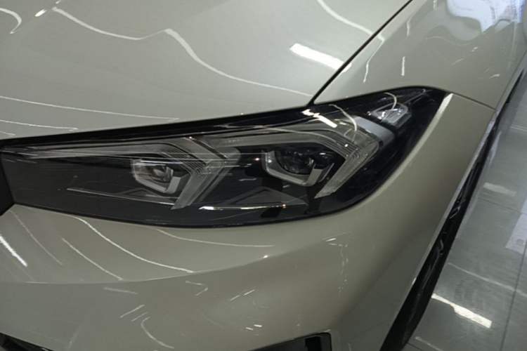 Used BMW i3 2023 eDrive 40 L Midnight Sports Package Left Front Headlight