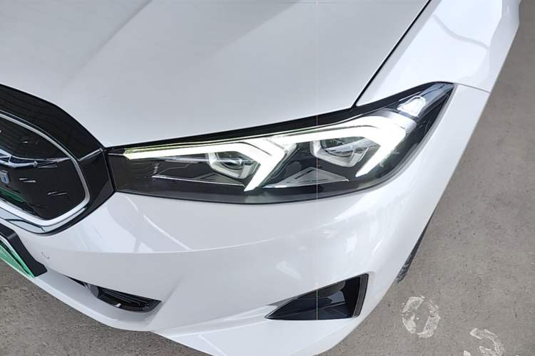Used BMW i3 2023 eDrive 40 L Midnight Edition Left Front Headlight