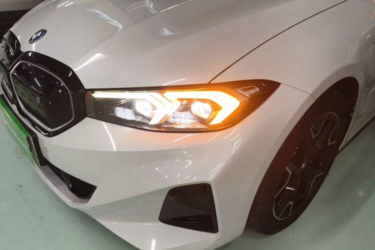 Used BMW i3 2023 eDrive 40 L Midnight Edition Left Front Headlight