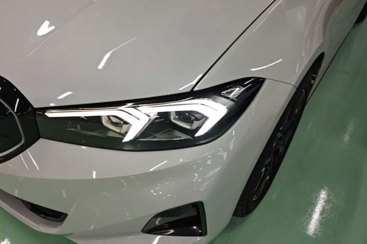 Used BMW i3 2023 eDrive 40 L Midnight Edition Left Front Headlight