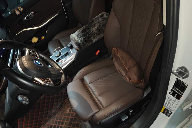 Used BMW i3 2023 eDrive 40 L Midnight Sports Package Left Front Seat