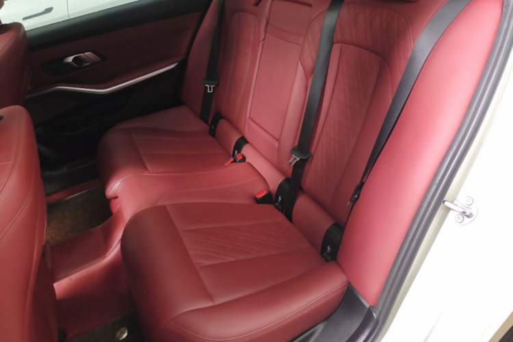 Used BMW i3 2023 eDrive 40 L Midnight Edition Left Rear Seat