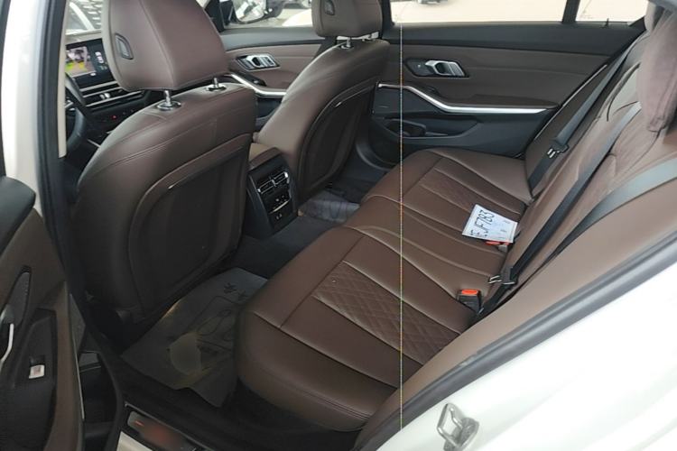 Used BMW i3 2023 eDrive 40 L Midnight Edition Left Rear Seat