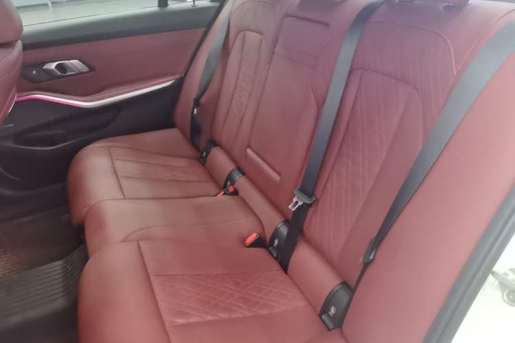 Used BMW i3 2023 eDrive 40 L Midnight Edition Left Rear Seat