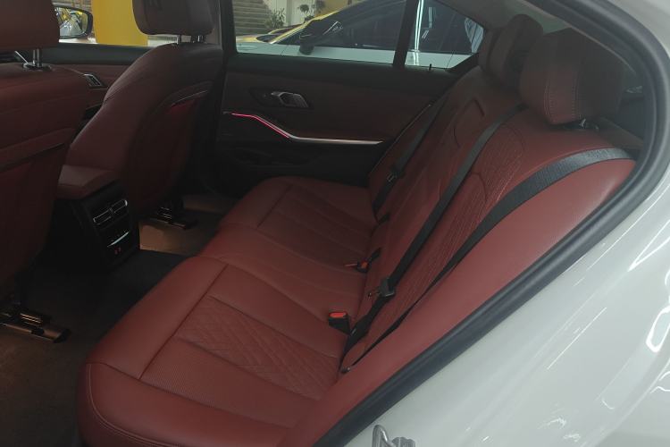 Used BMW i3 2023 eDrive 40 L Midnight Edition Left Rear Seat