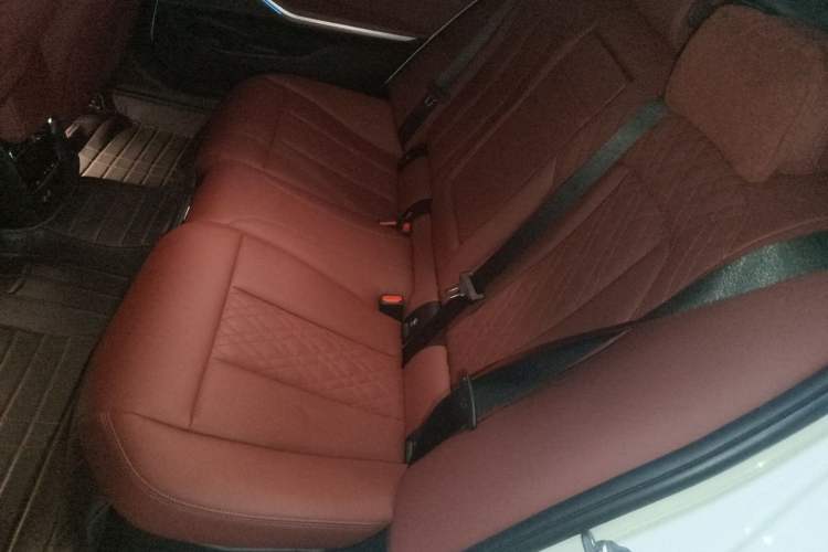 Used BMW i3 2023 eDrive 40 L Midnight Sports Package Left Rear Seat