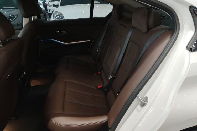 Used BMW i3 2023 eDrive 40 L Midnight Edition Left Rear Seat