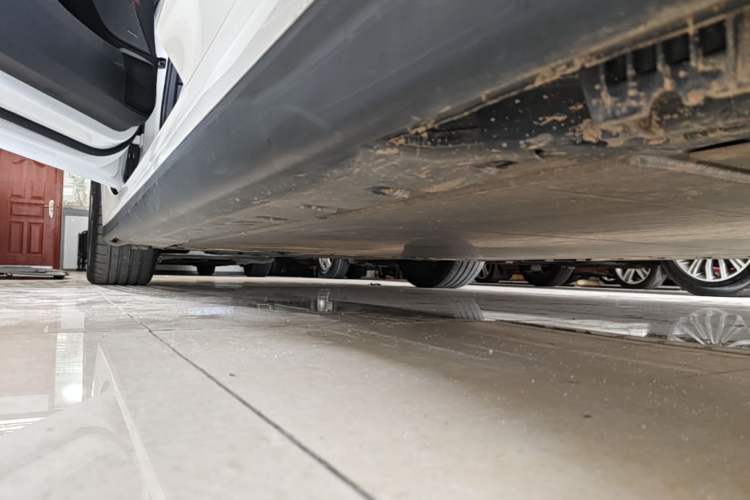 Used BMW i3 2023 eDrive 40 L Midnight Edition Left Side Sill
