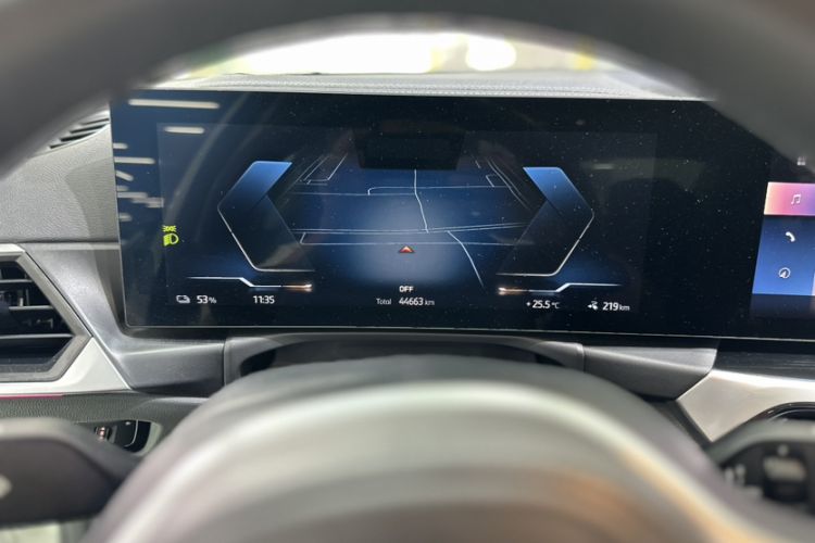 Used BMW i3 2023 eDrive 40 L Midnight Edition Odometer Close Up