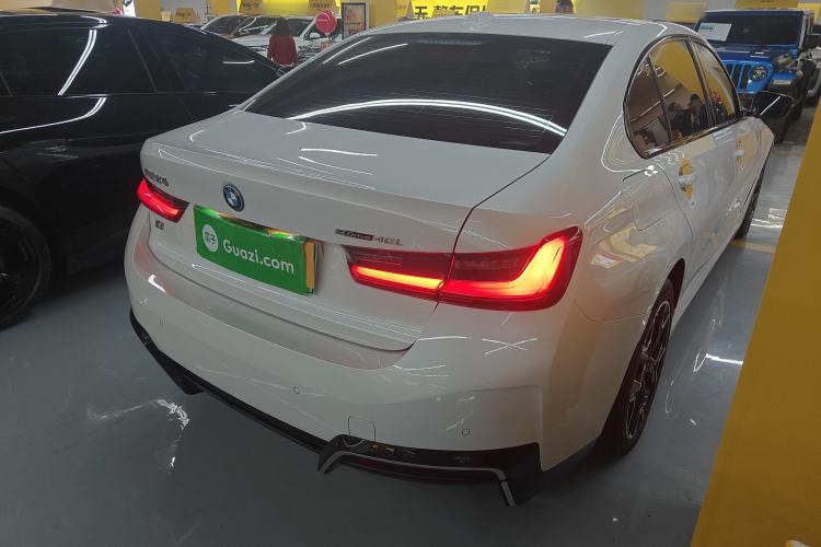 Used BMW i3 2023 eDrive 40 L Midnight Edition Rear Right 45 Deg