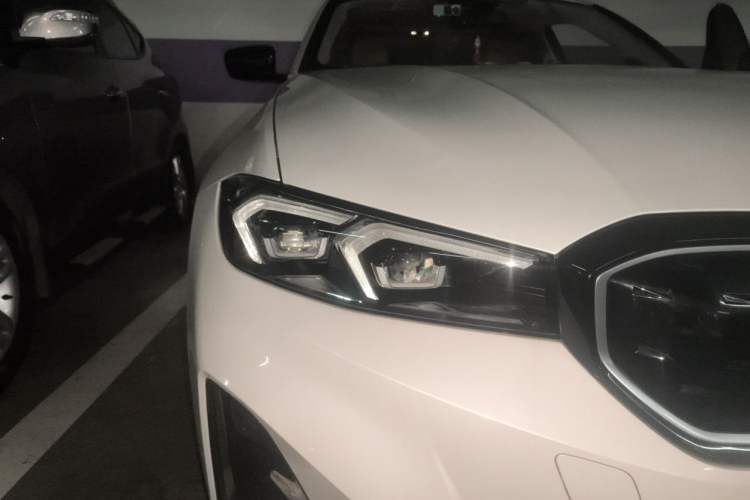 Used BMW i3 2023 eDrive 40 L Midnight Edition Right Front Headlight
