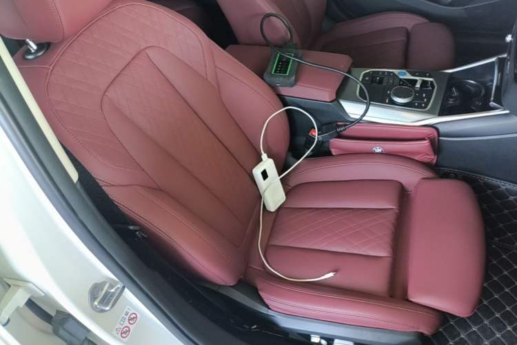 Used BMW i3 2023 eDrive 40 L Midnight Edition Right Front Seat