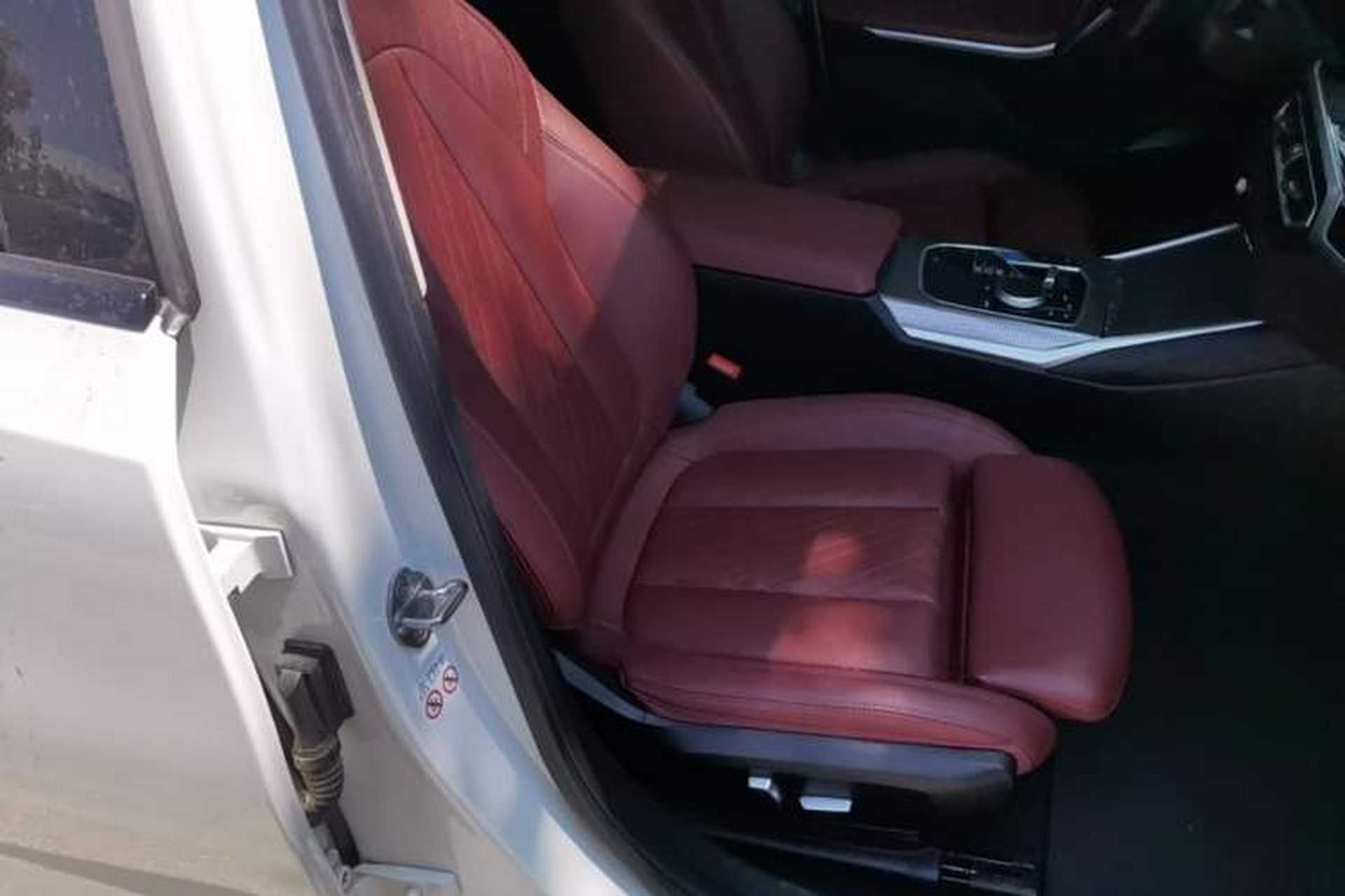 Used BMW i3 2023 eDrive 40 L Midnight Edition Right Front Seat
