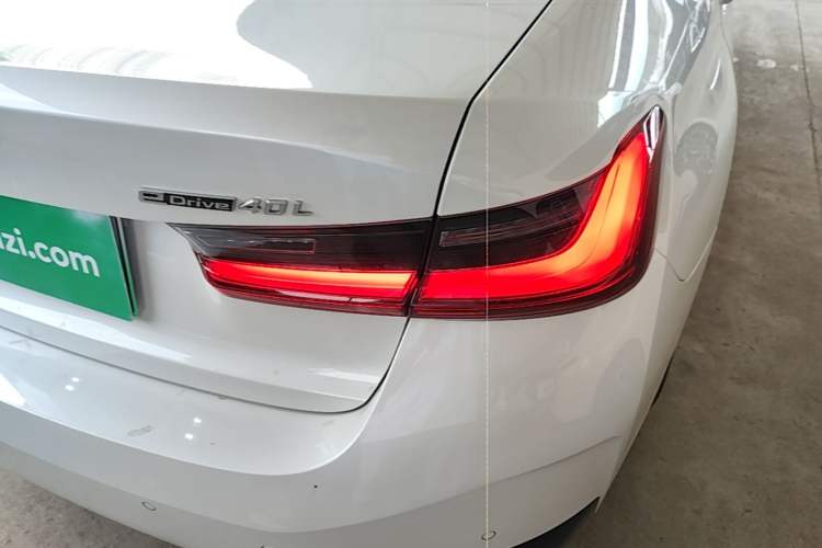 Used BMW i3 2023 eDrive 40 L Midnight Edition Right Rear Taillight
