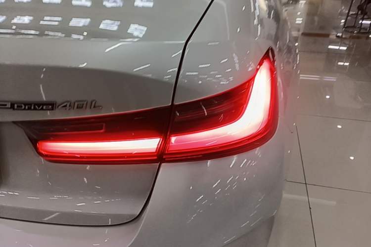 Used BMW i3 2023 eDrive 40 L Midnight Edition Right Rear Taillight