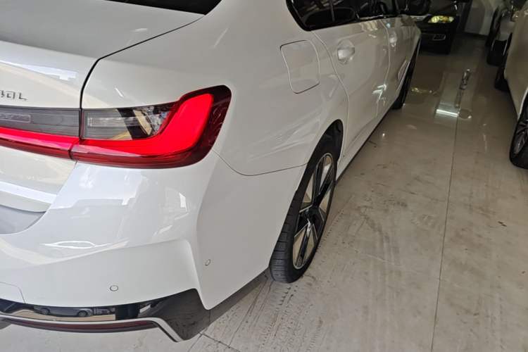 Used BMW i3 2023 eDrive 40 L Midnight Edition Right Rear Taillight