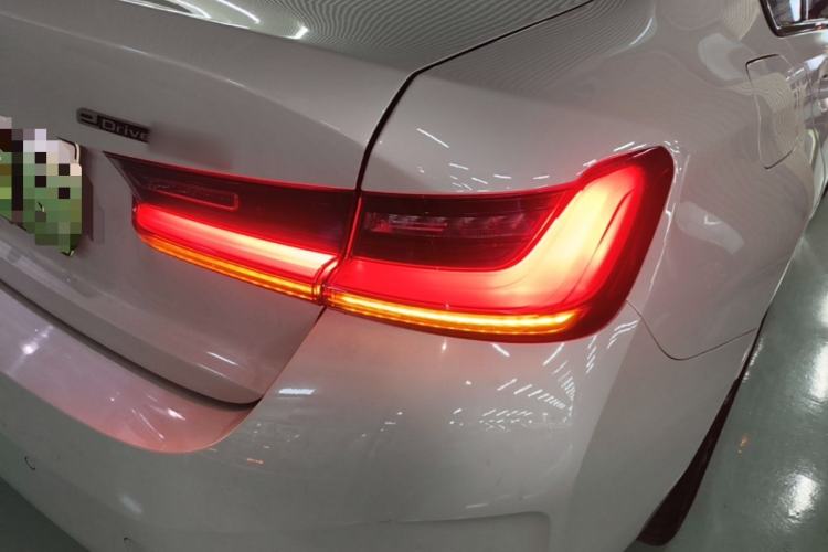 Used BMW i3 2023 eDrive 40 L Midnight Edition Right Rear Taillight