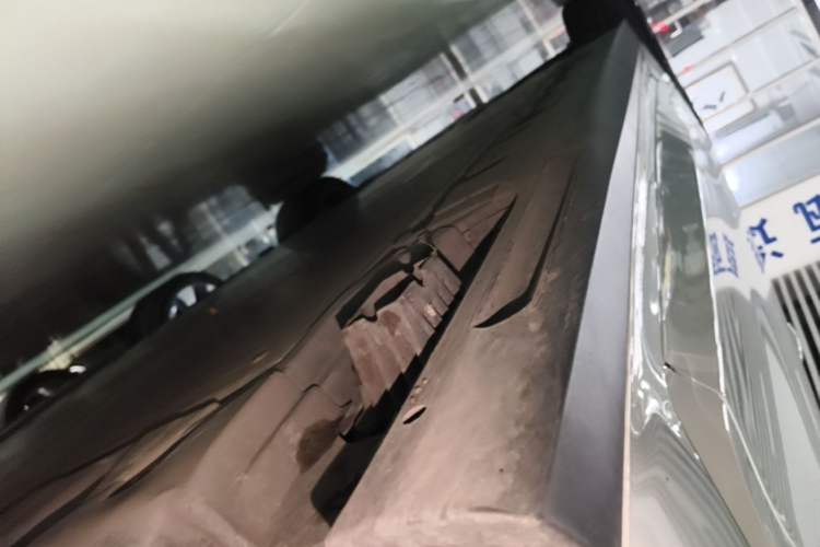 Used BMW i3 2023 eDrive 40 L Midnight Edition Right Side Sill