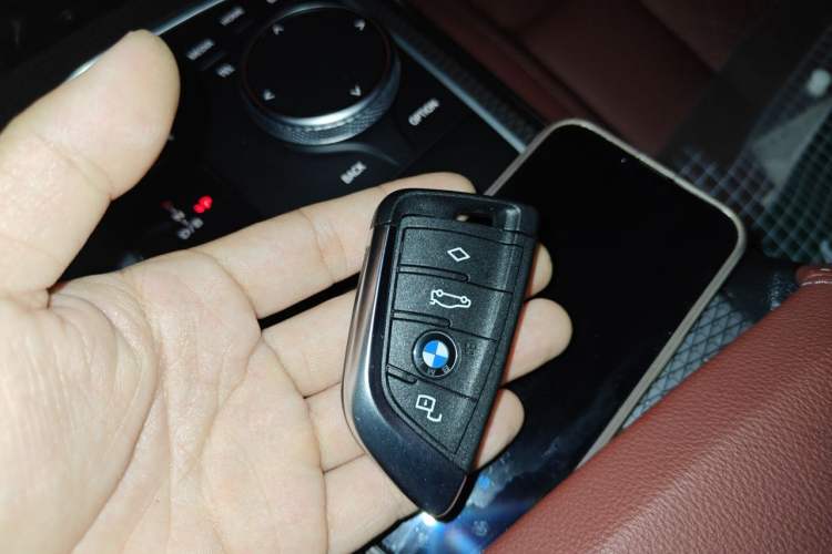 Used BMW i3 2023 eDrive 40 L Midnight Edition Vehicle Key