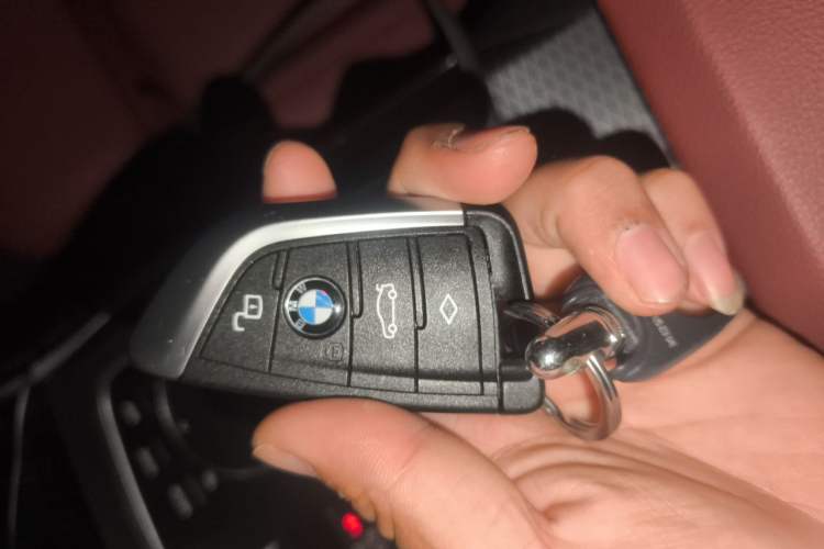 Used BMW i3 2023 eDrive 40 L Midnight Edition Vehicle Key