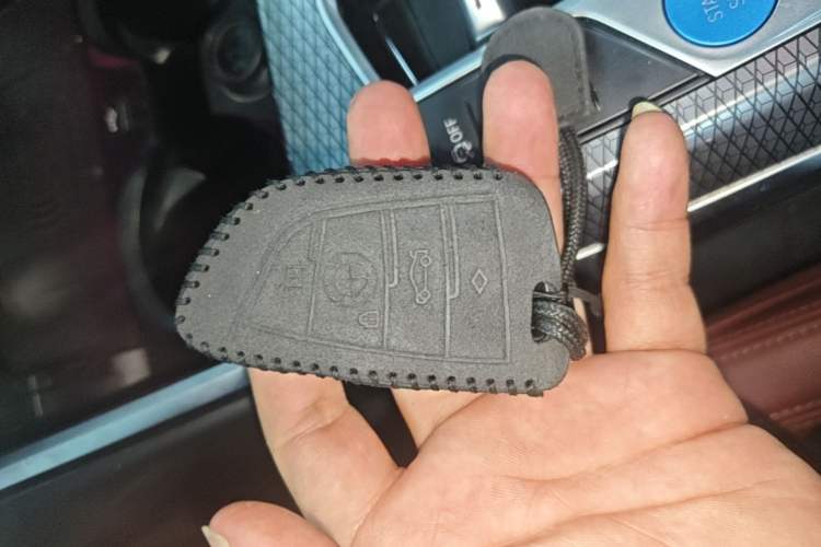 Used BMW i3 2023 eDrive 40 L Midnight Edition Vehicle Key