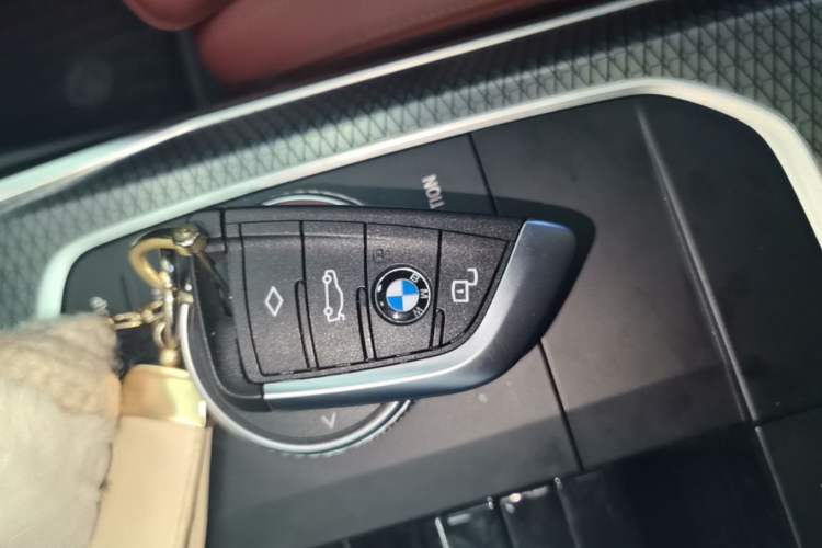 Used BMW i3 2023 eDrive 40 L Midnight Edition Vehicle Key