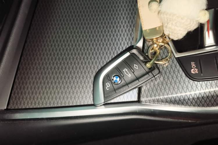 Used BMW i3 2023 eDrive 40 L Midnight Edition Vehicle Key