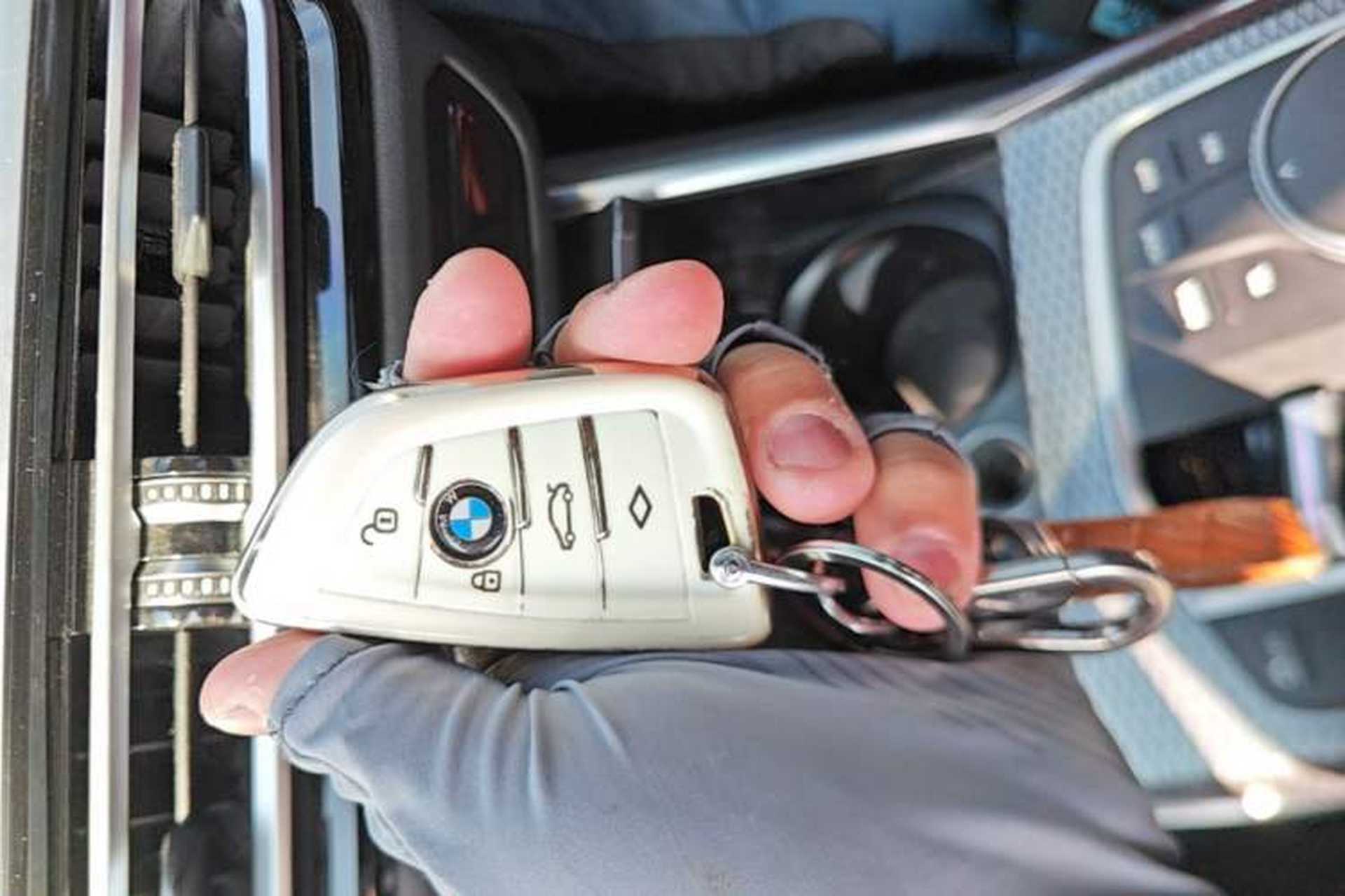 Used BMW i3 2023 eDrive 40 L Midnight Edition Vehicle Key