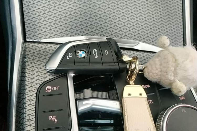 Used BMW i3 2023 eDrive 40 L Midnight Edition Vehicle Key