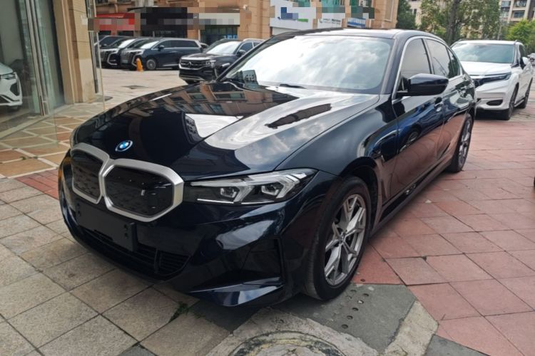 BMW i3 2024 eDrive 35 L
