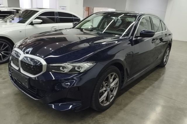 BMW i3 2024 eDrive 35 L usado