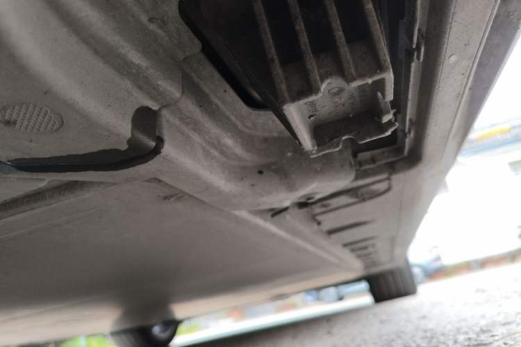 Used BMW i3 2024 eDrive 40 L Midnight Edition Chassis Front Left