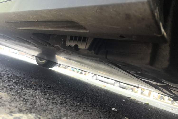 Used BMW i3 2024 eDrive 40 L Midnight Edition Chassis Front Right
