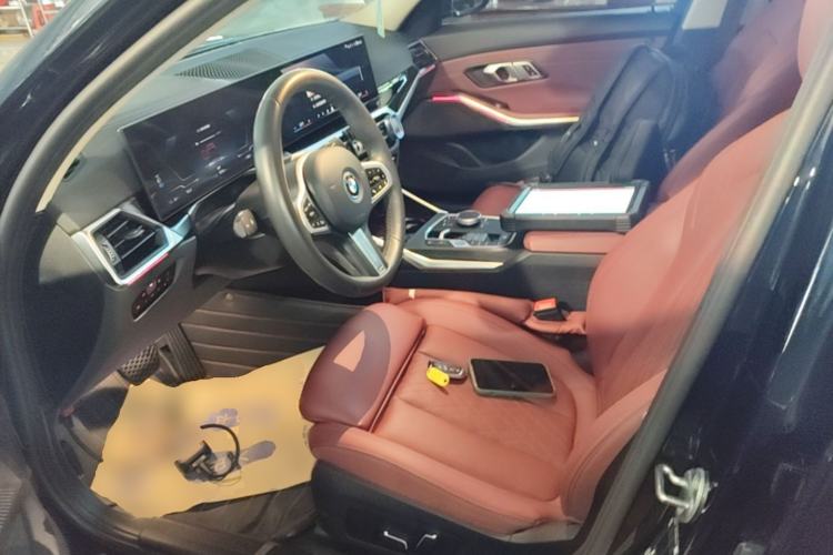 Used BMW i3 2024 eDrive 35 L Driver Seat