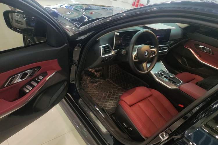 Used BMW i3 2024 eDrive 40 L Midnight Edition Driver Seat