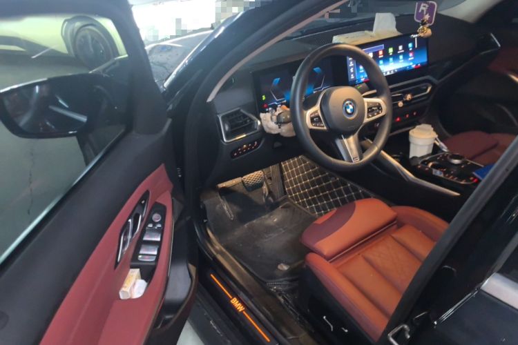 Used BMW i3 2024 eDrive 35 L Driver Seat