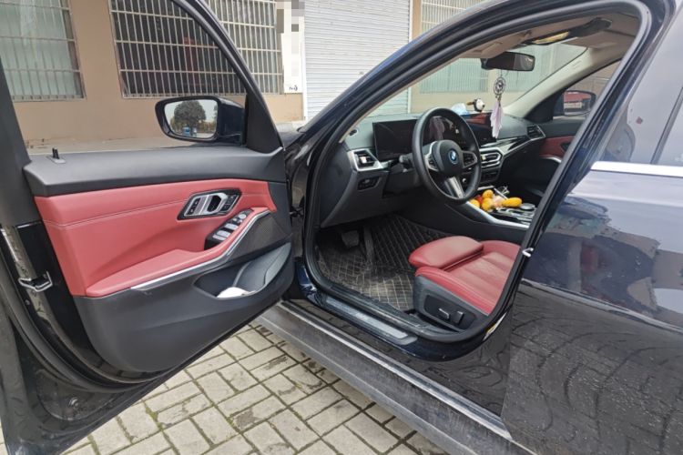 Used BMW i3 2024 eDrive 35 L Driver Seat