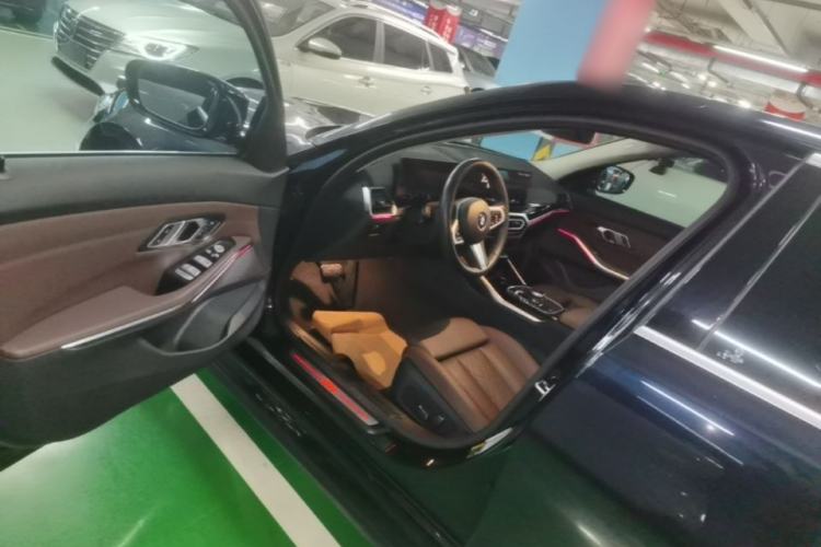 Used BMW i3 2024 eDrive 35 L Driver Seat
